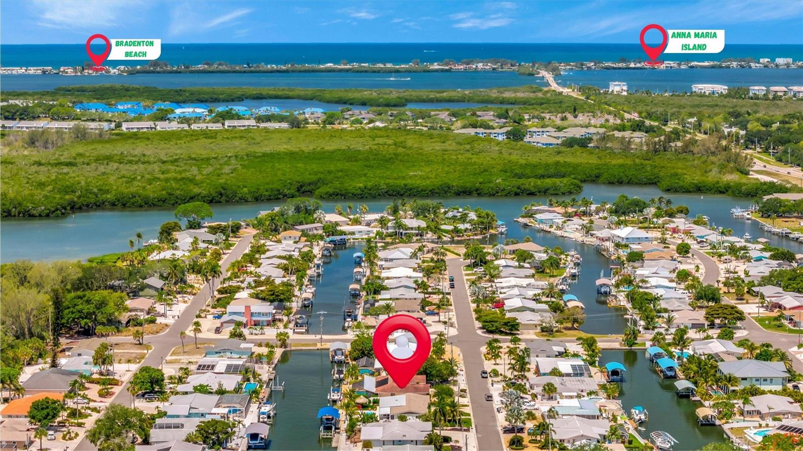 Less than 3 miles to Anna Maria Islands beautiful beaches.