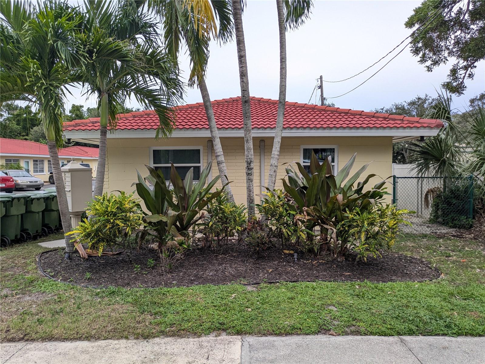 1720 MORRILL STREET, #12-11, Sarasota, FL 34236 1720 MORRILL STREET, #12-11, Sarasota, FL 34236