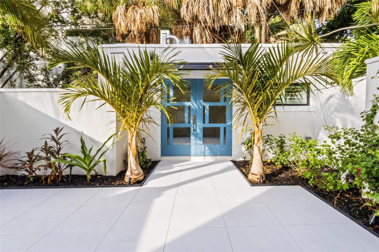 410 BURNS COURT, Sarasota, FL 34236