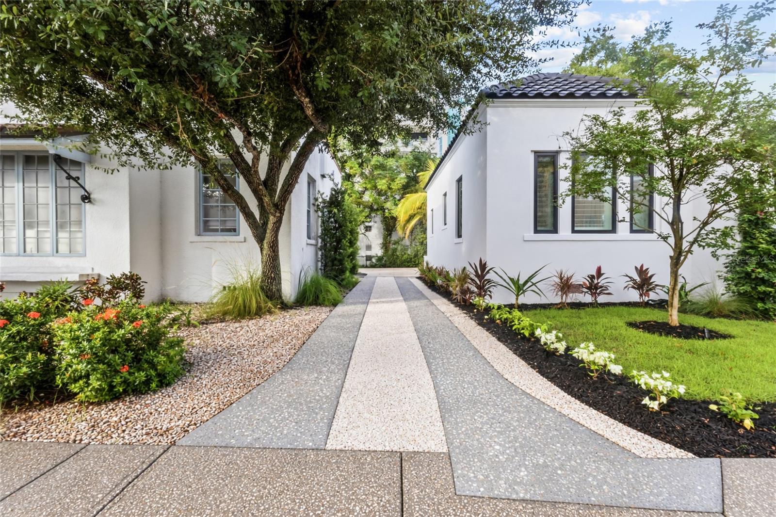 410 BURNS COURT, Sarasota, FL 34236