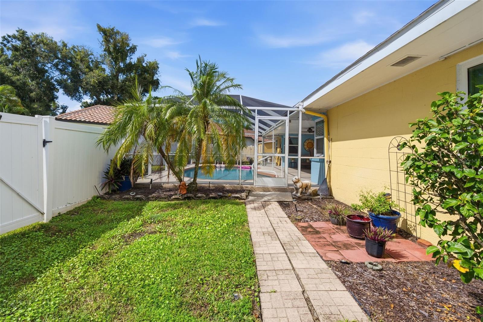 844 MAGELLAN DRIVE, Sarasota, FL 34243