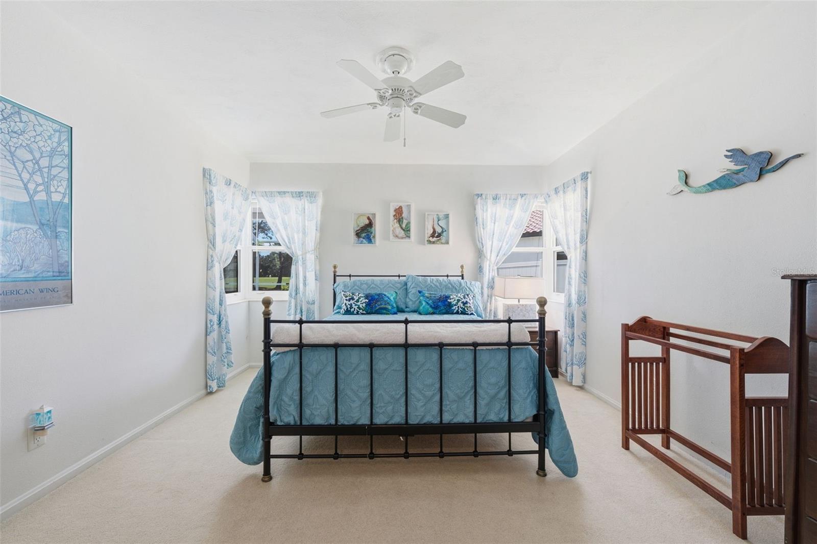 844 MAGELLAN DRIVE, Sarasota, FL 34243