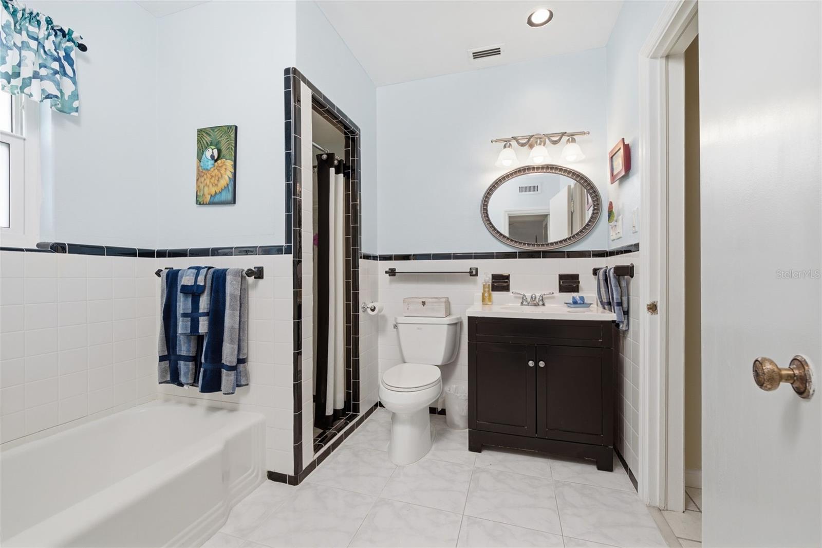 844 MAGELLAN DRIVE, Sarasota, FL 34243