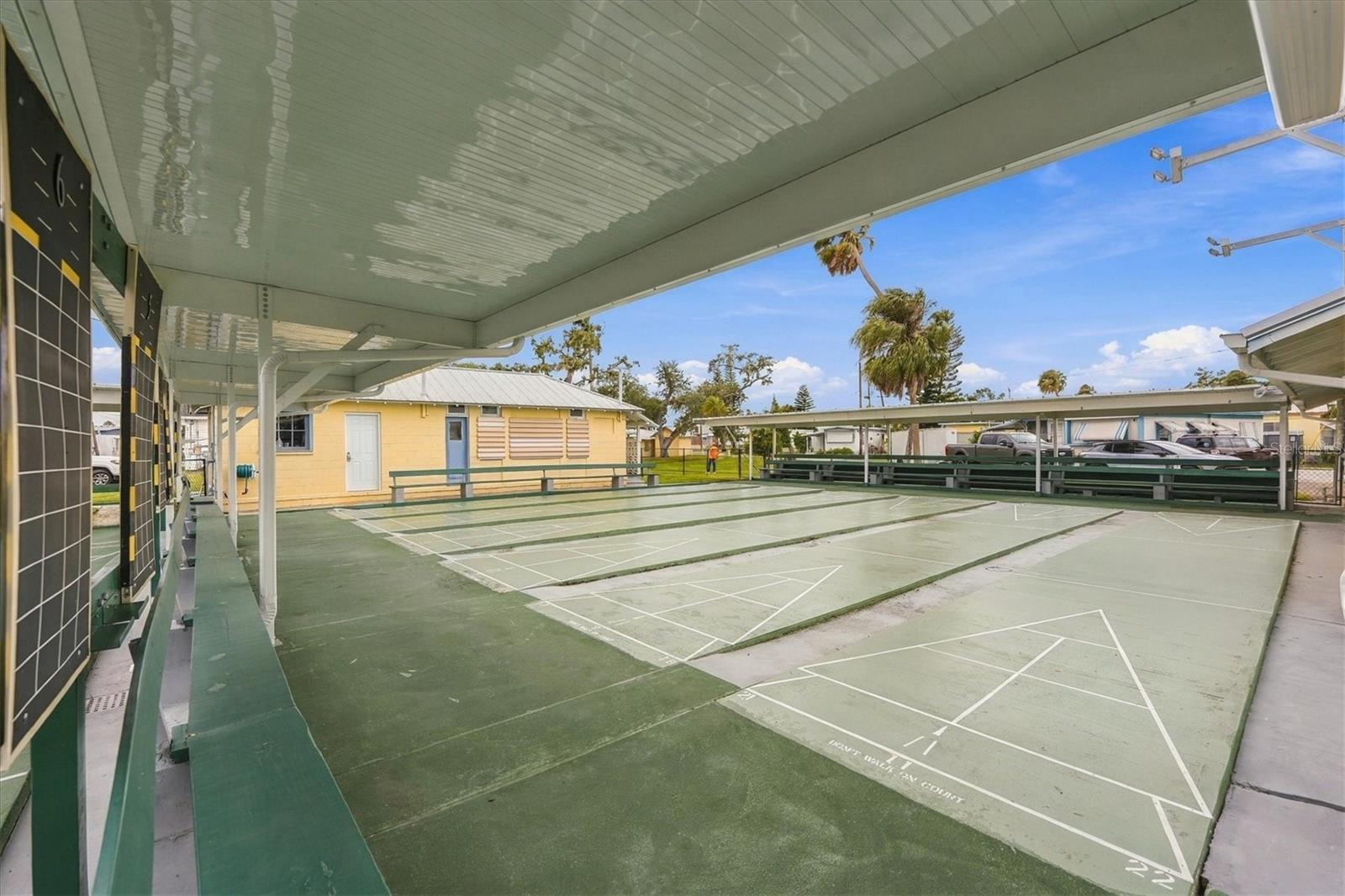 3 COLUMBIA STREET, Bradenton, FL 34208