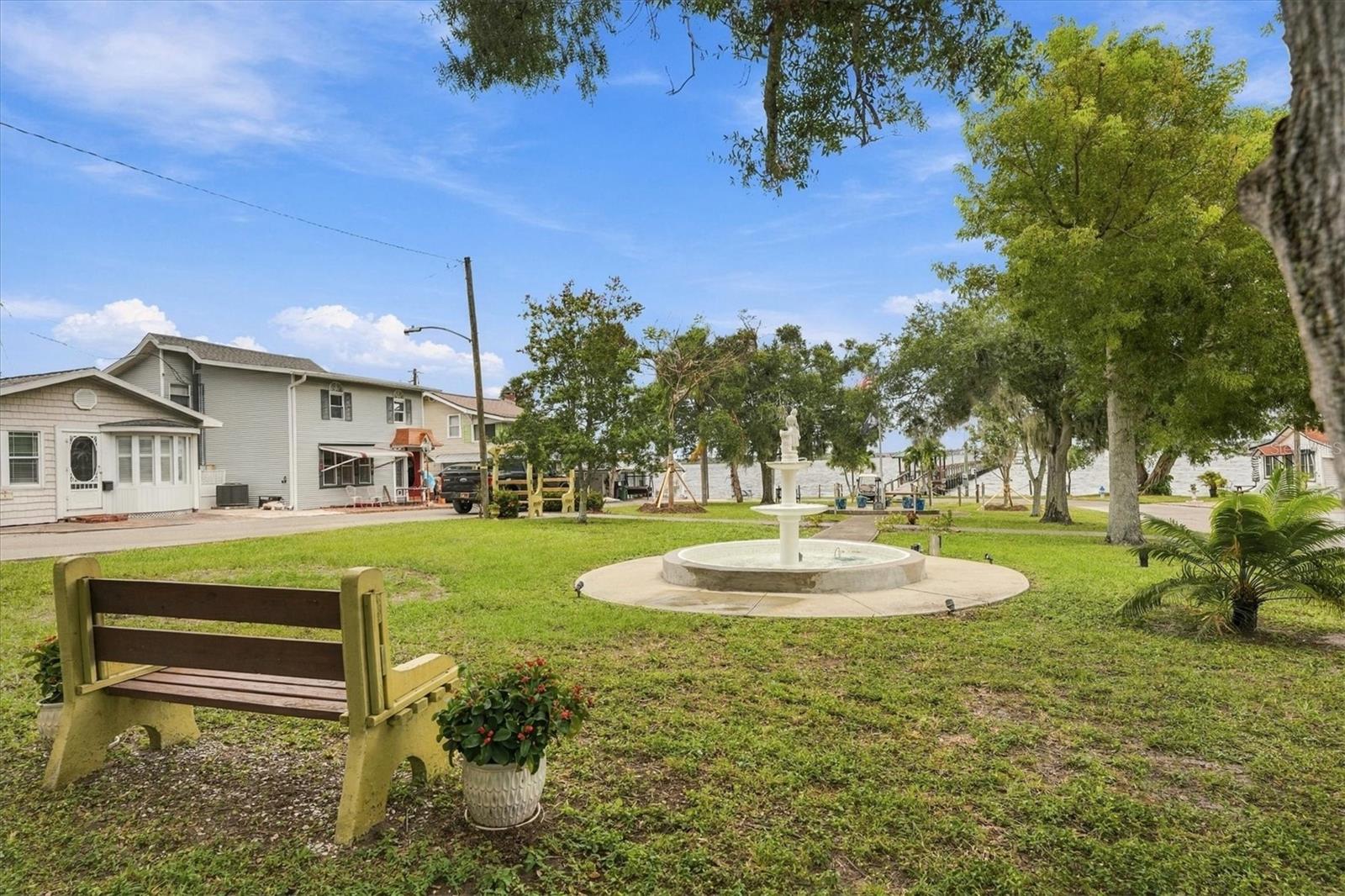 3 COLUMBIA STREET, Bradenton, FL 34208