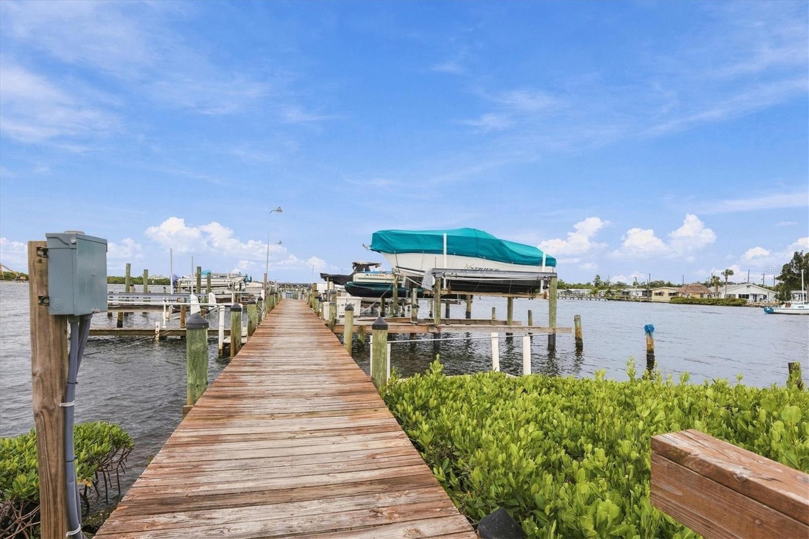 3 COLUMBIA STREET, Bradenton, FL 34208