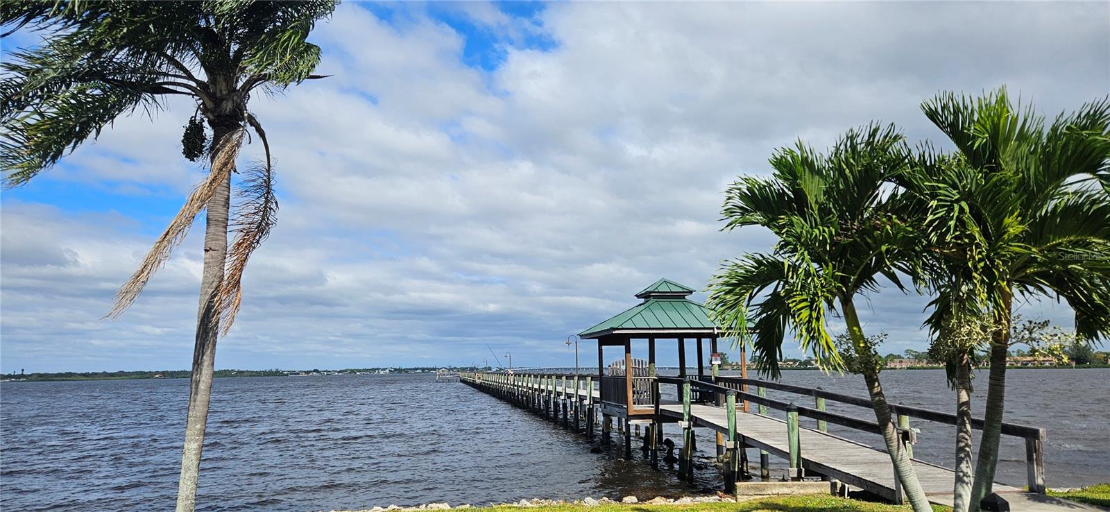 3 COLUMBIA STREET, Bradenton, FL 34208