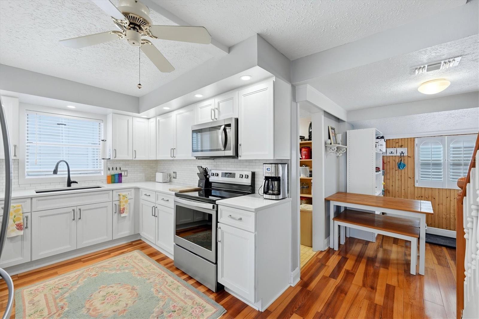 3 COLUMBIA STREET, Bradenton, FL 34208
