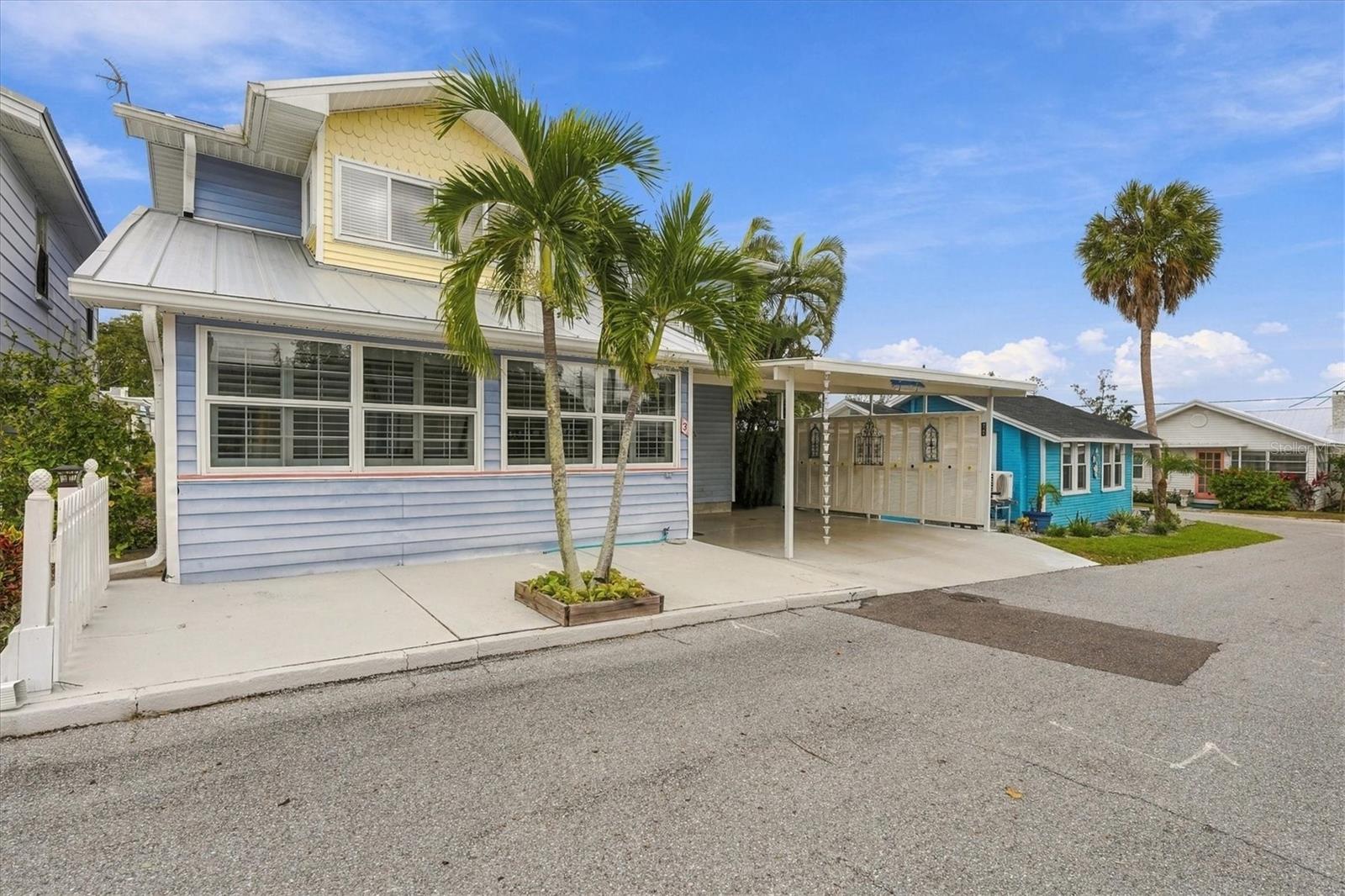3 COLUMBIA STREET, Bradenton, FL 34208