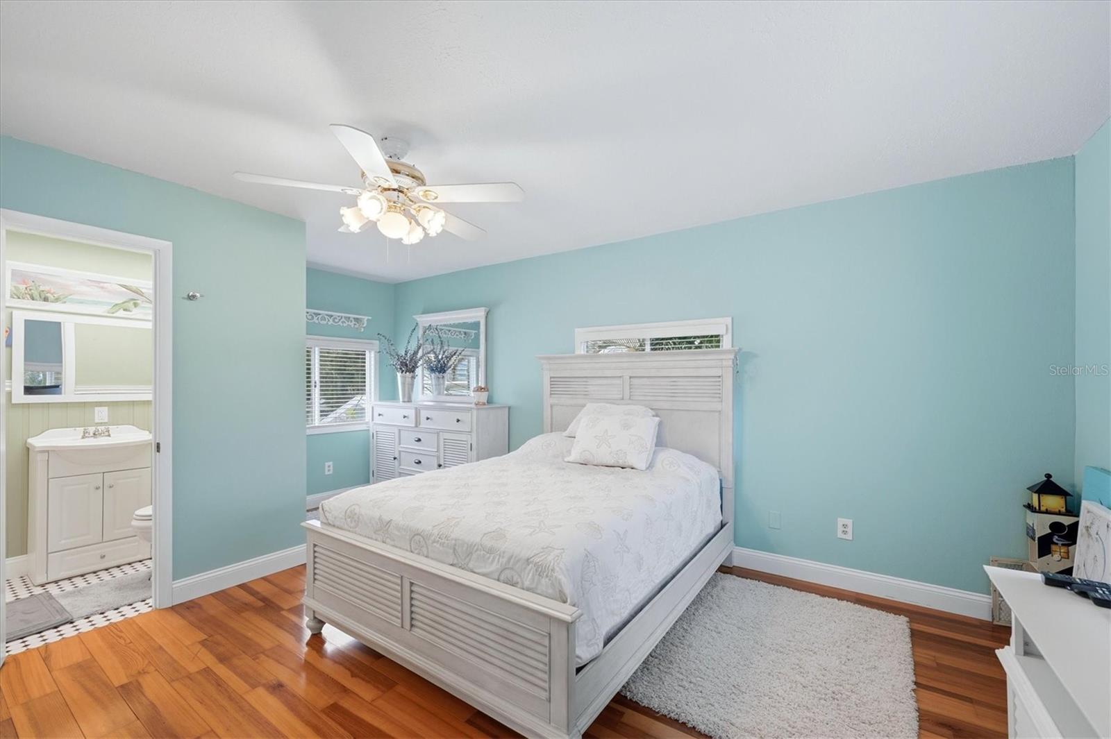 3 COLUMBIA STREET, Bradenton, FL 34208