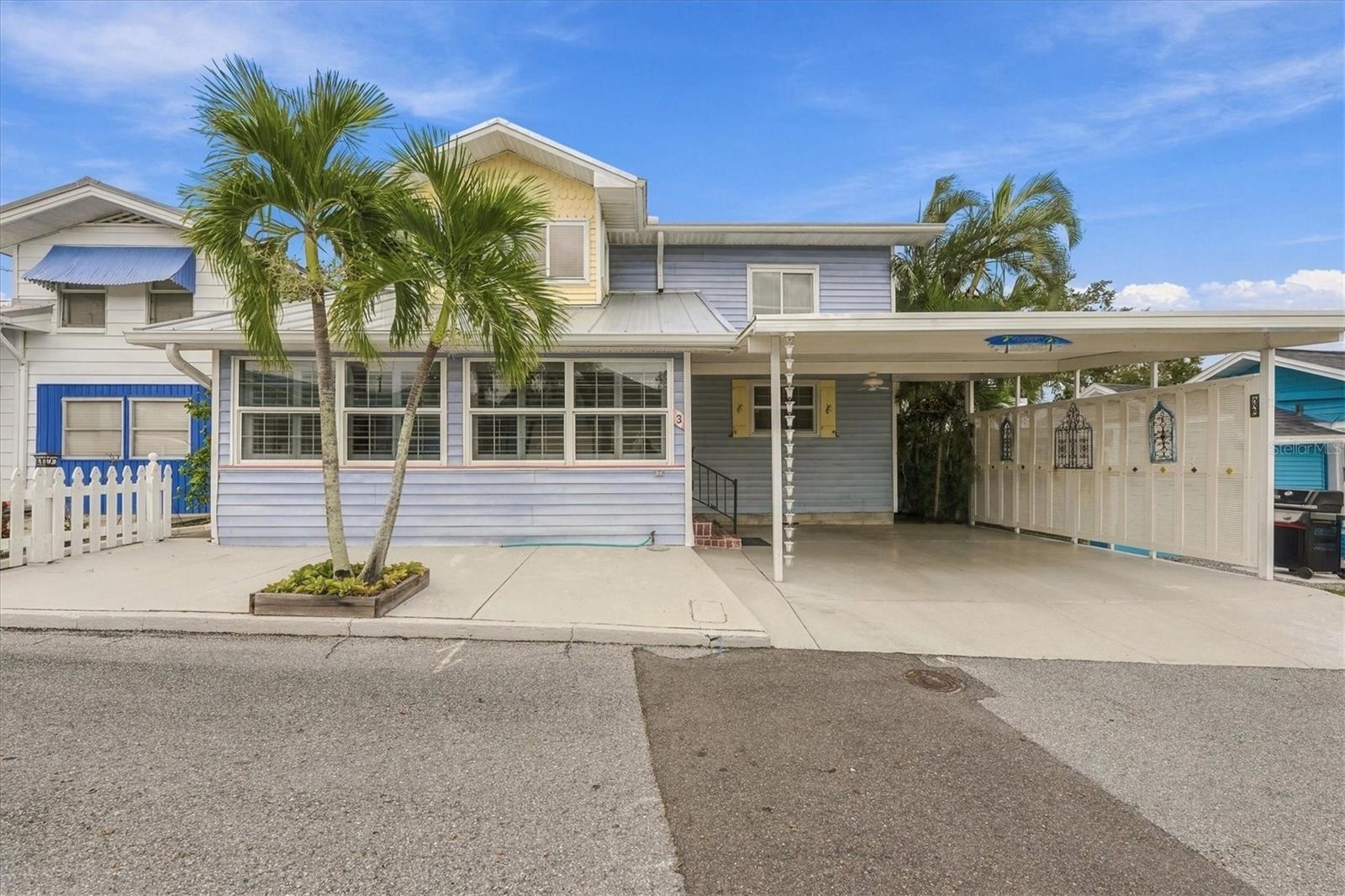 3 COLUMBIA STREET, Bradenton, FL 34208 3 COLUMBIA STREET, Bradenton, FL 34208
