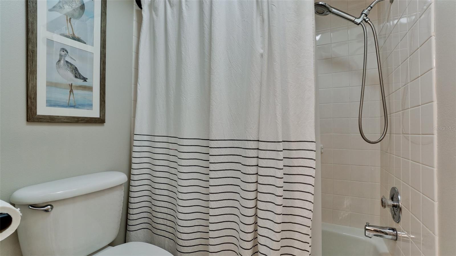 Tub in primary bathroom