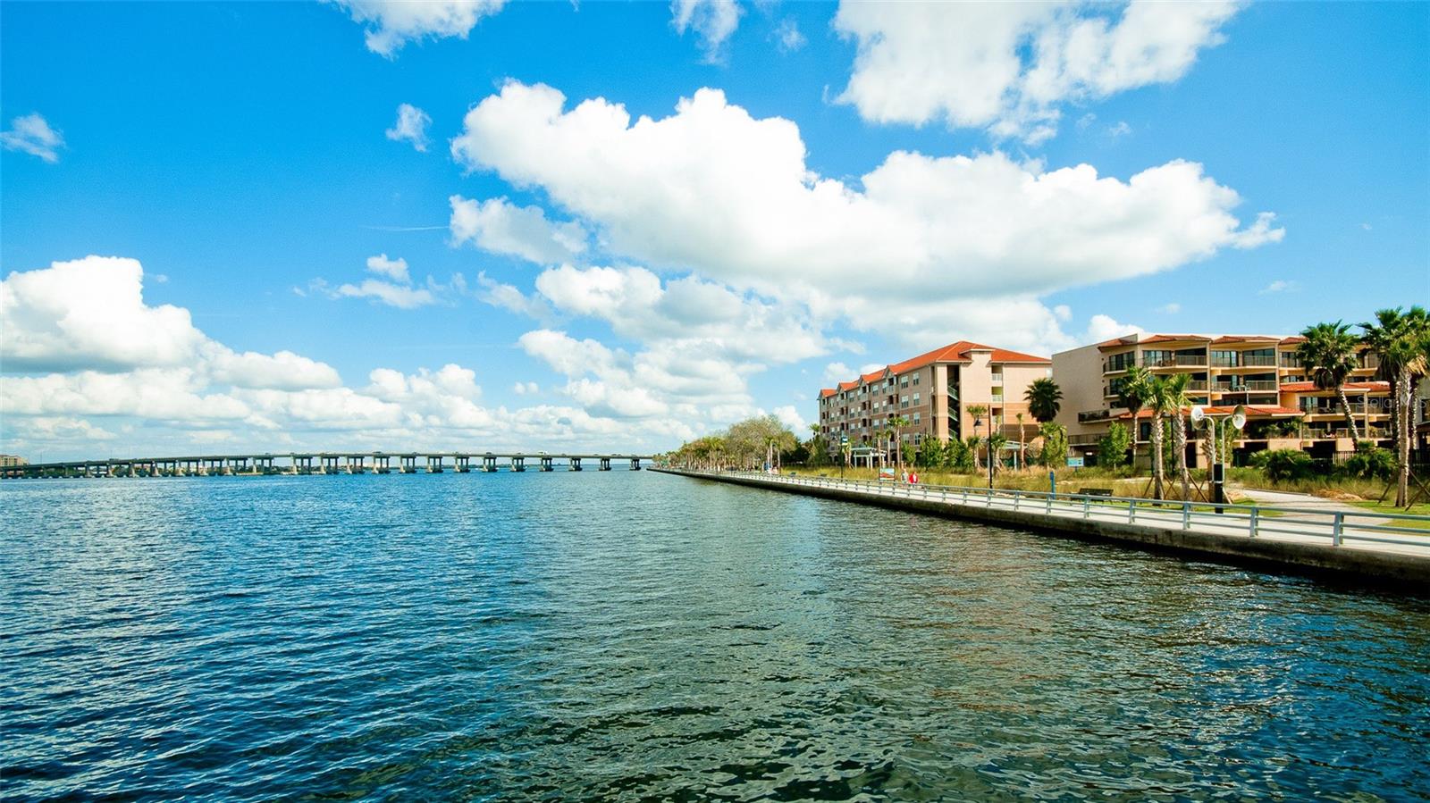 Riverwalk downtown Bradenton