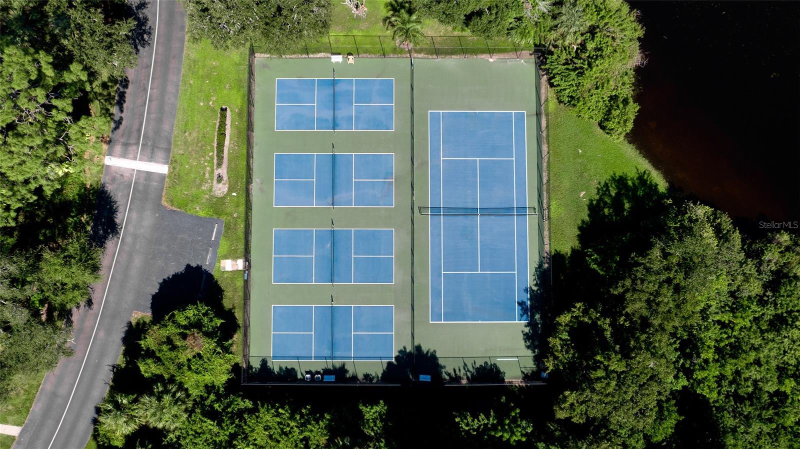 Great tennis & Pickleball courts