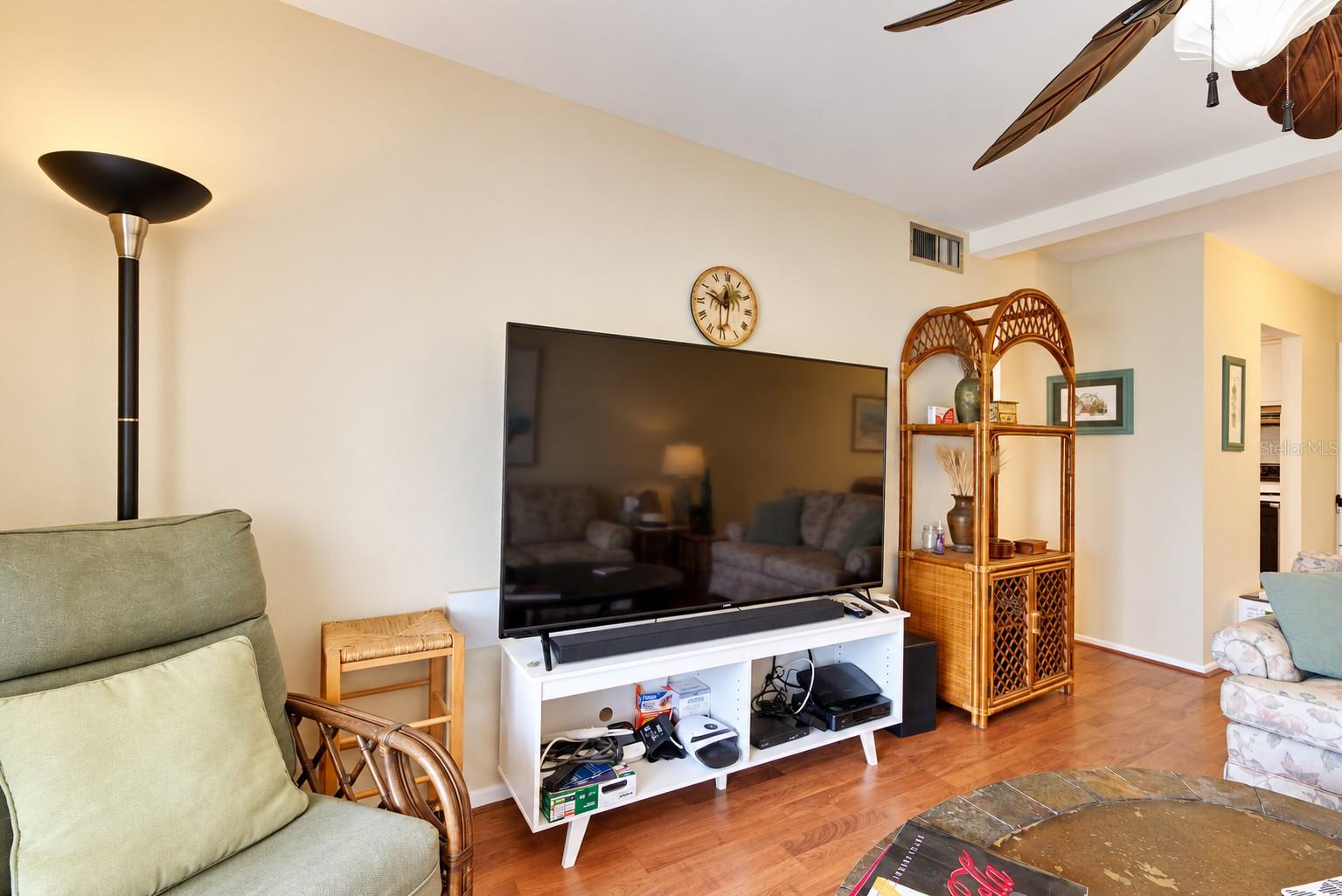 2013 SUNSET DRIVE, #E2, Bradenton, FL 34207 2013 SUNSET DRIVE, #E2, Bradenton, FL 34207