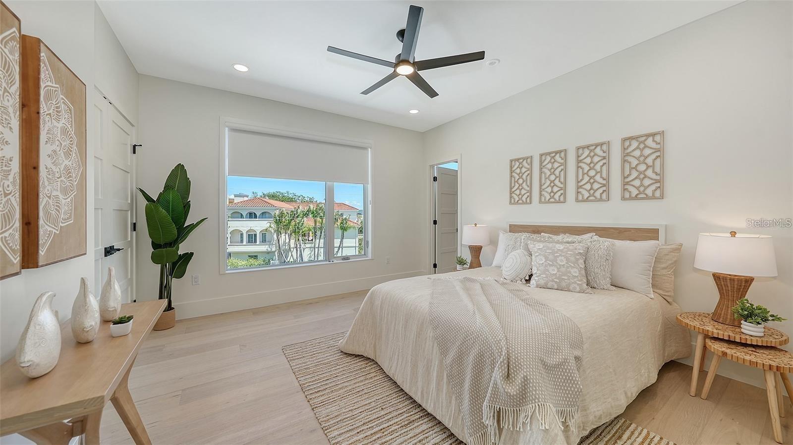 Guest bedroom