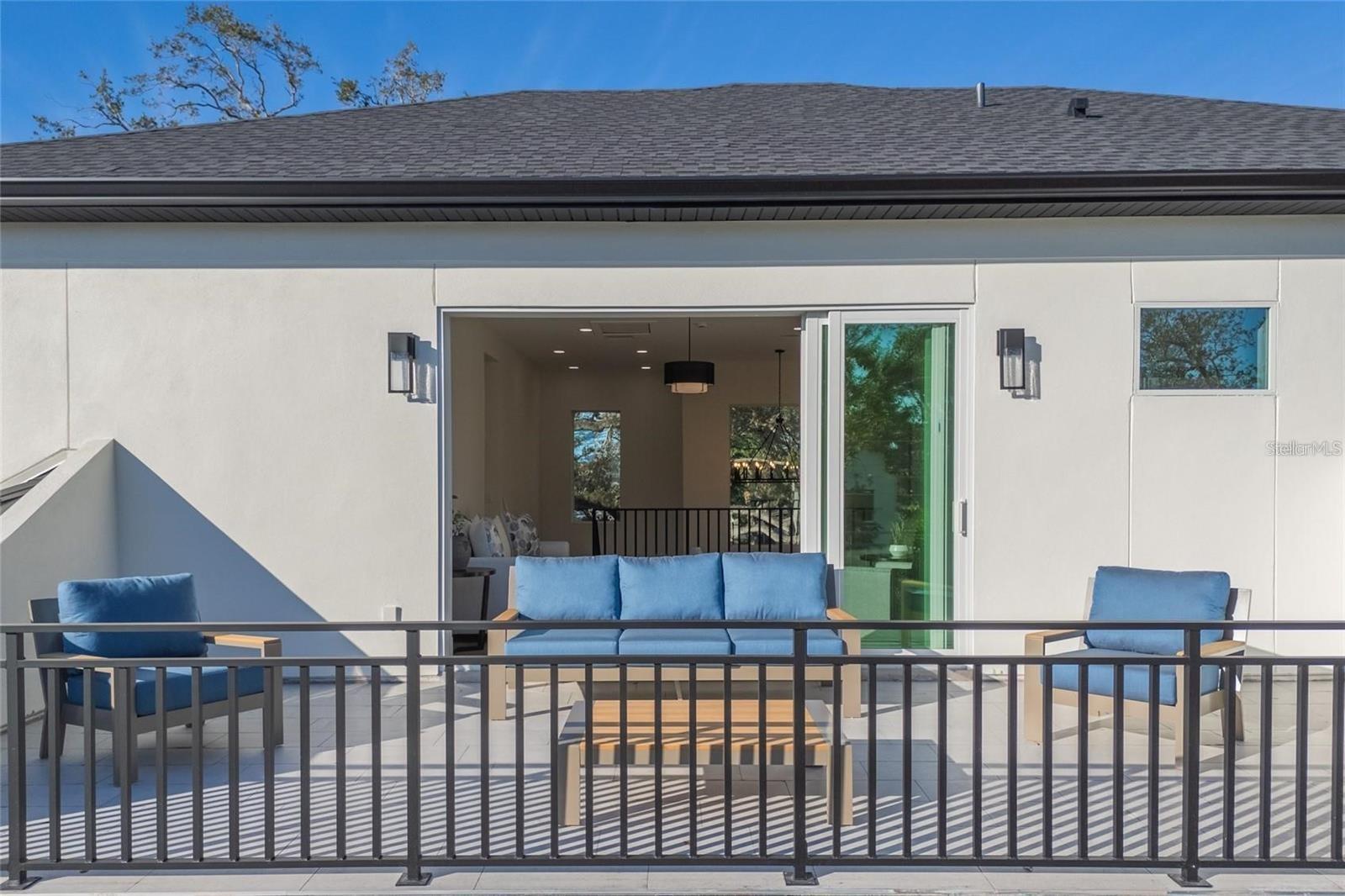 2420 FLOYD STREET, Sarasota, FL 34239