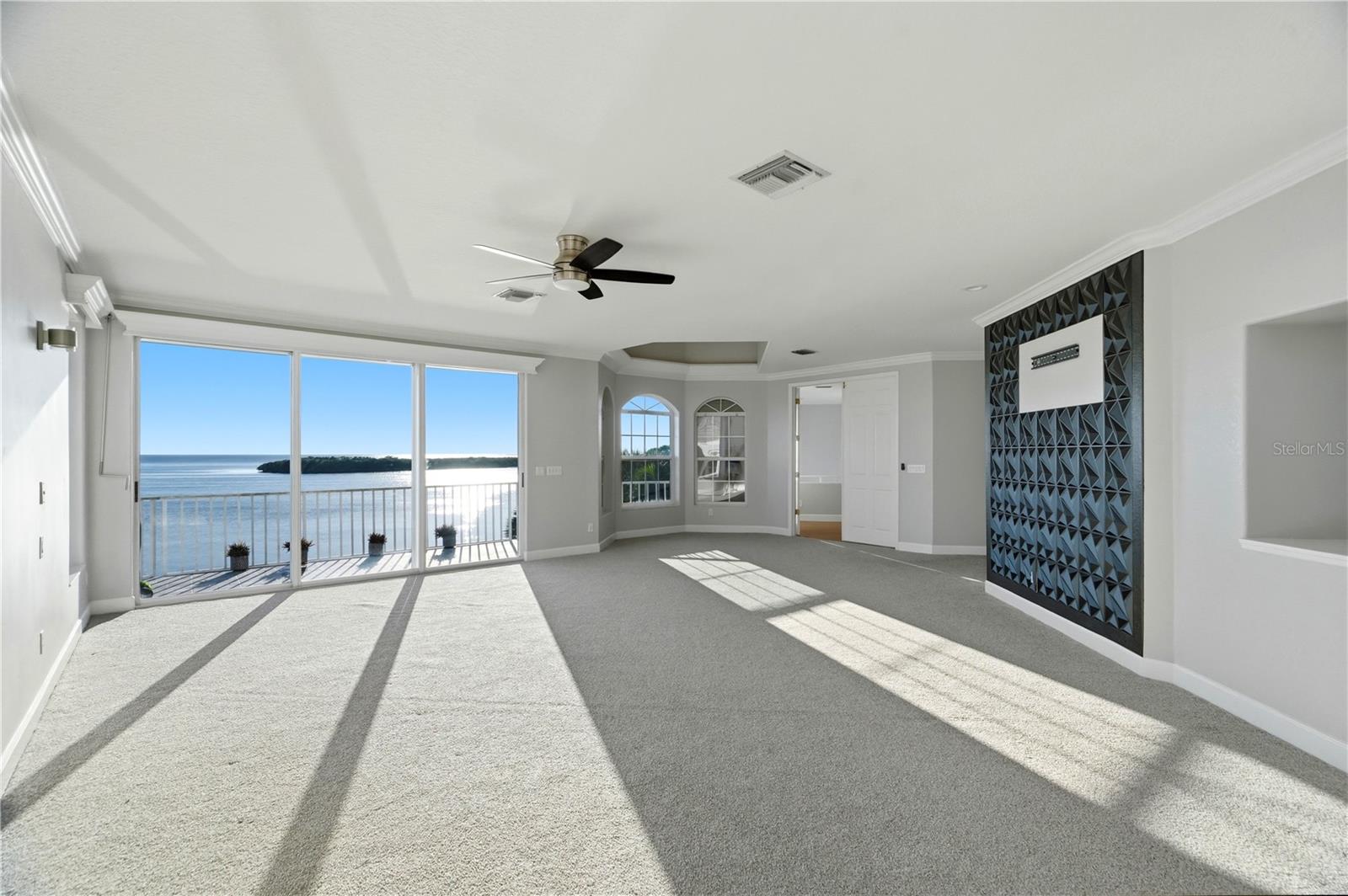 2041 HARBOUR WATCH CIRCLE, Tarpon Springs, FL 34689