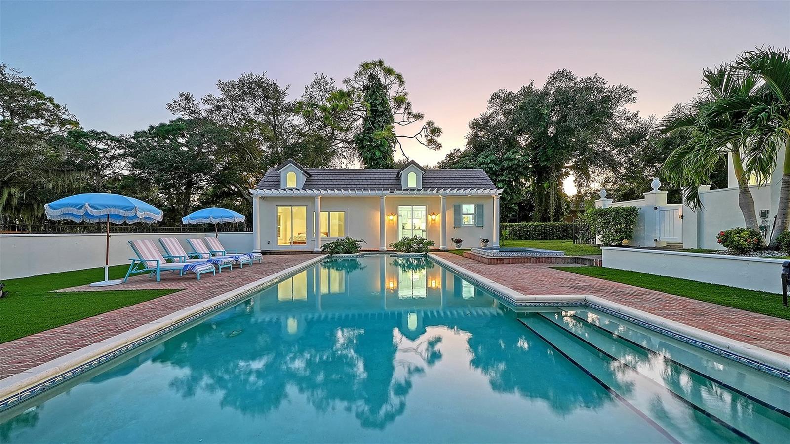 871 MACEWEN DRIVE, Osprey, FL 34229