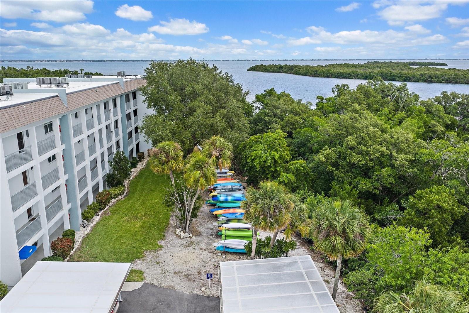 575 SUTTON PLACE, Longboat Key, FL 34228