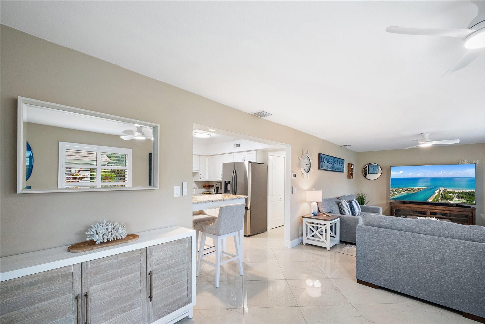 575 SUTTON PLACE, Longboat Key, FL 34228