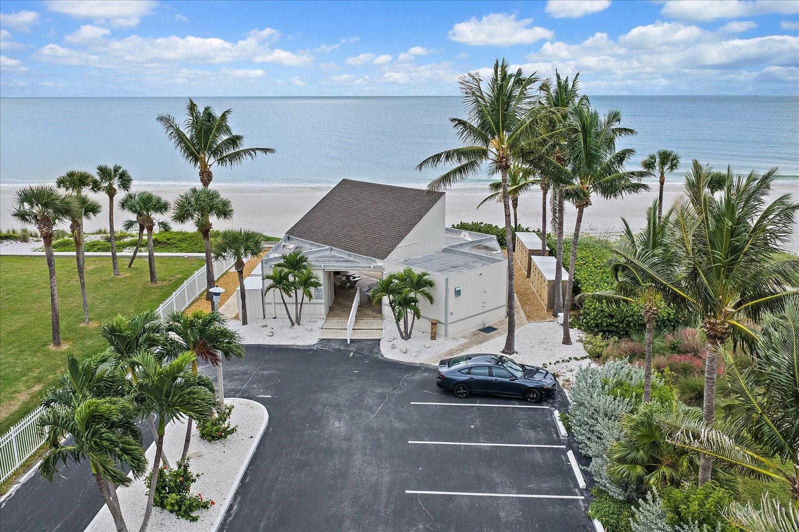 575 SUTTON PLACE, Longboat Key, FL 34228