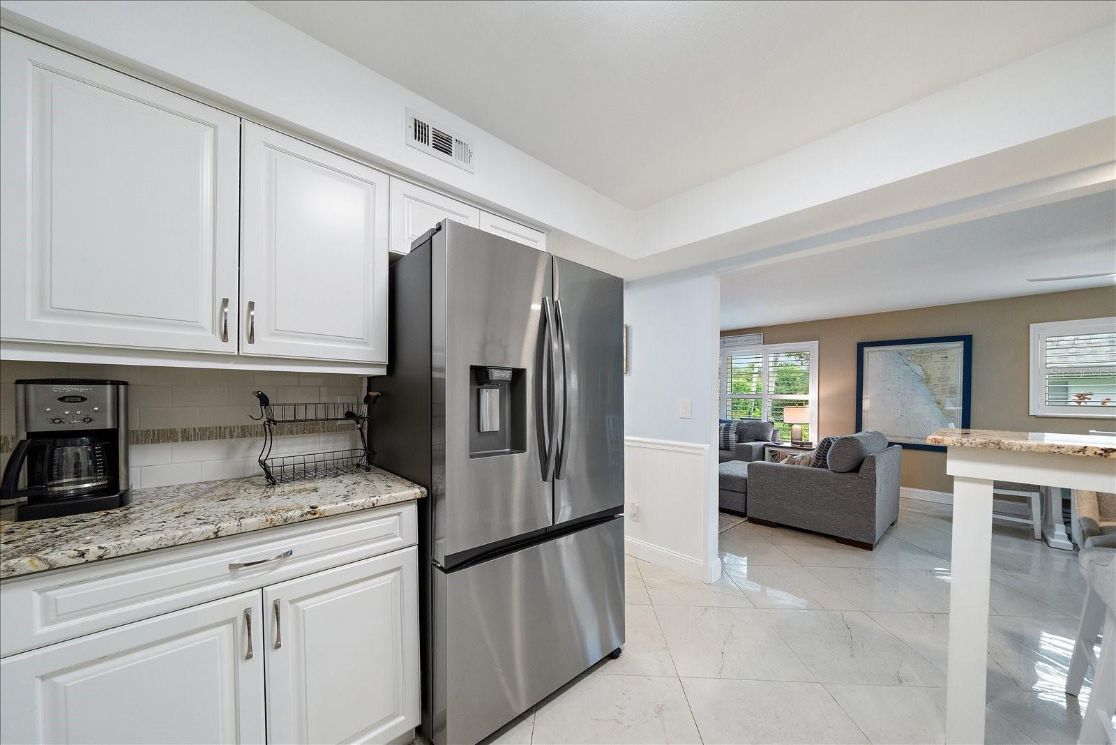 575 SUTTON PLACE, Longboat Key, FL 34228