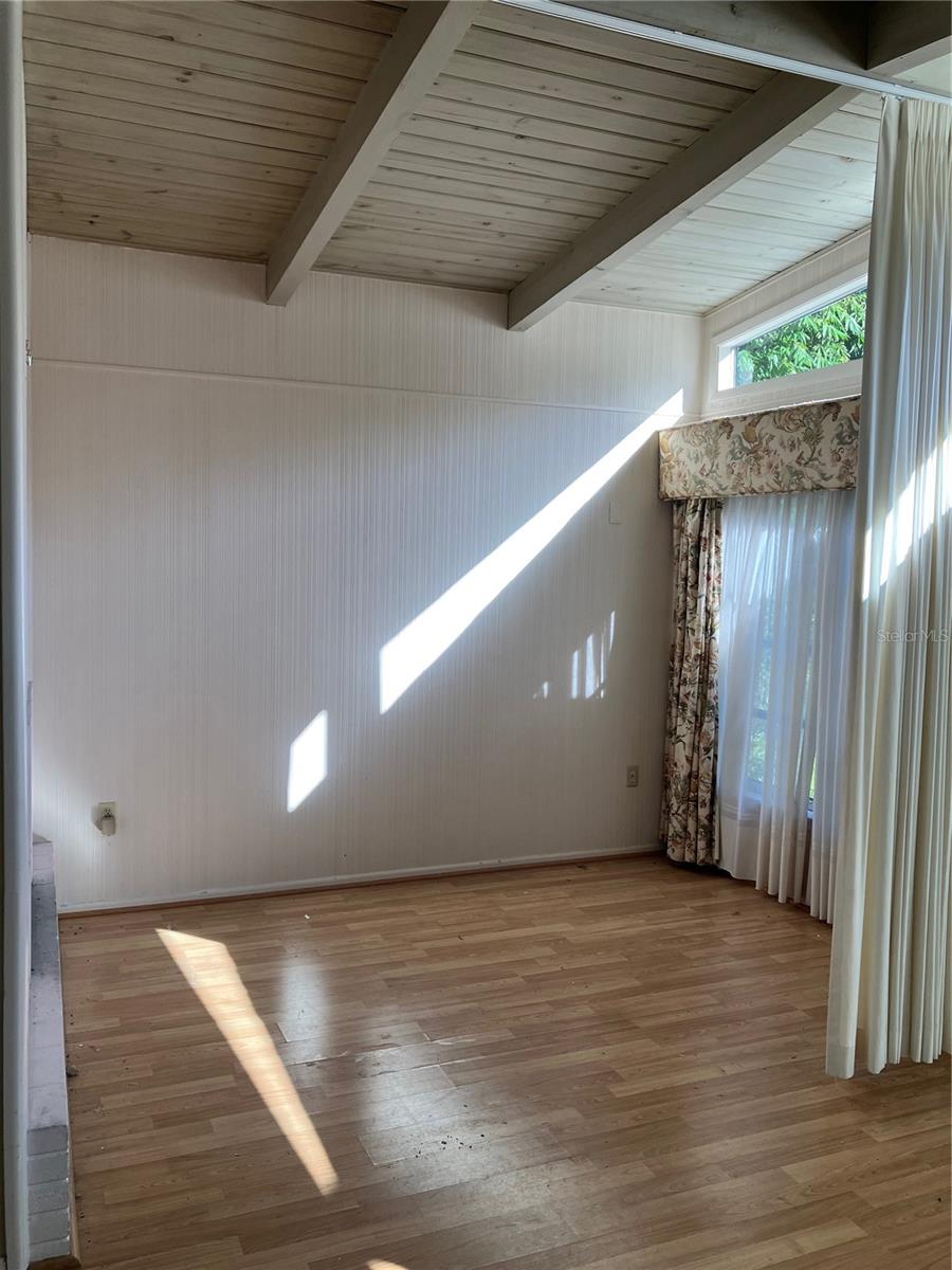 434 S SHORE DRIVE, Sarasota, FL 34234