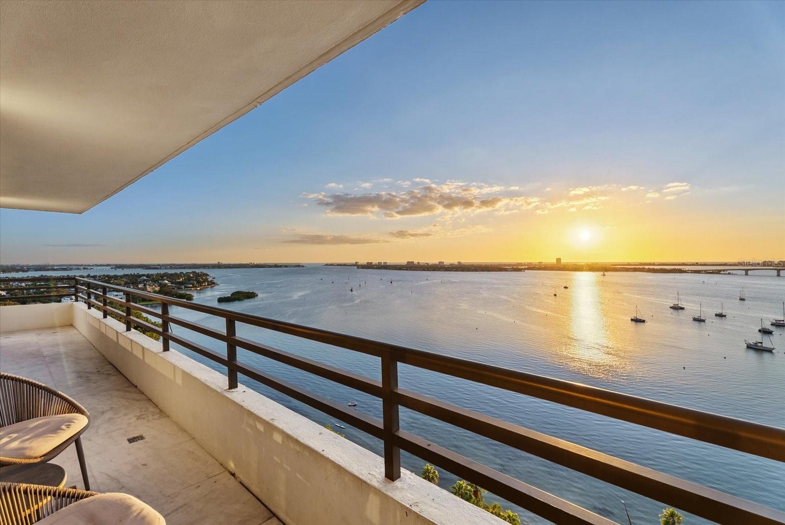 770 S PALM AVENUE, #PH-1, Sarasota, FL 34236