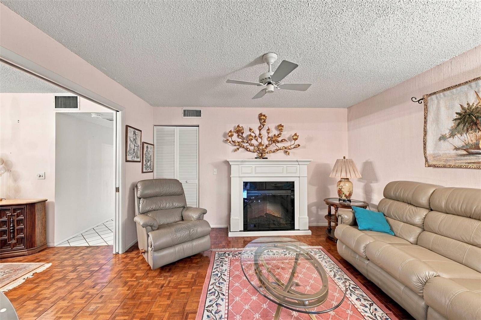 710 OAKVIEW DRIVE, #0, Bradenton, FL 34210