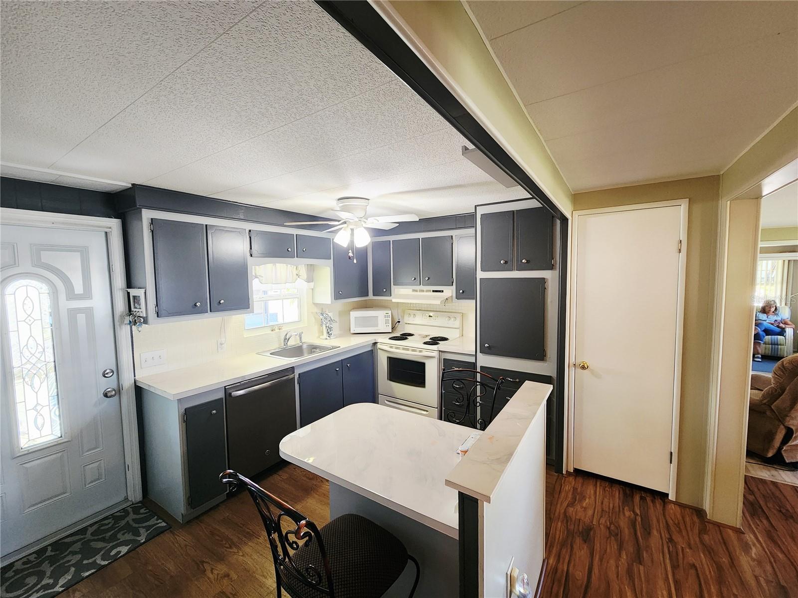 808 53RD AVENUE E, #7, Bradenton, FL 34203