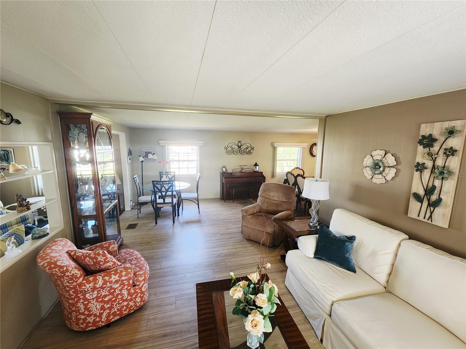 808 53RD AVENUE E, #7, Bradenton, FL 34203