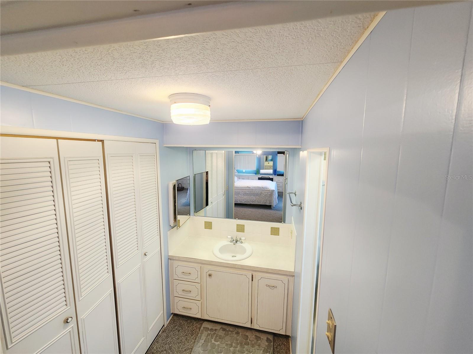 808 53RD AVENUE E, #7, Bradenton, FL 34203