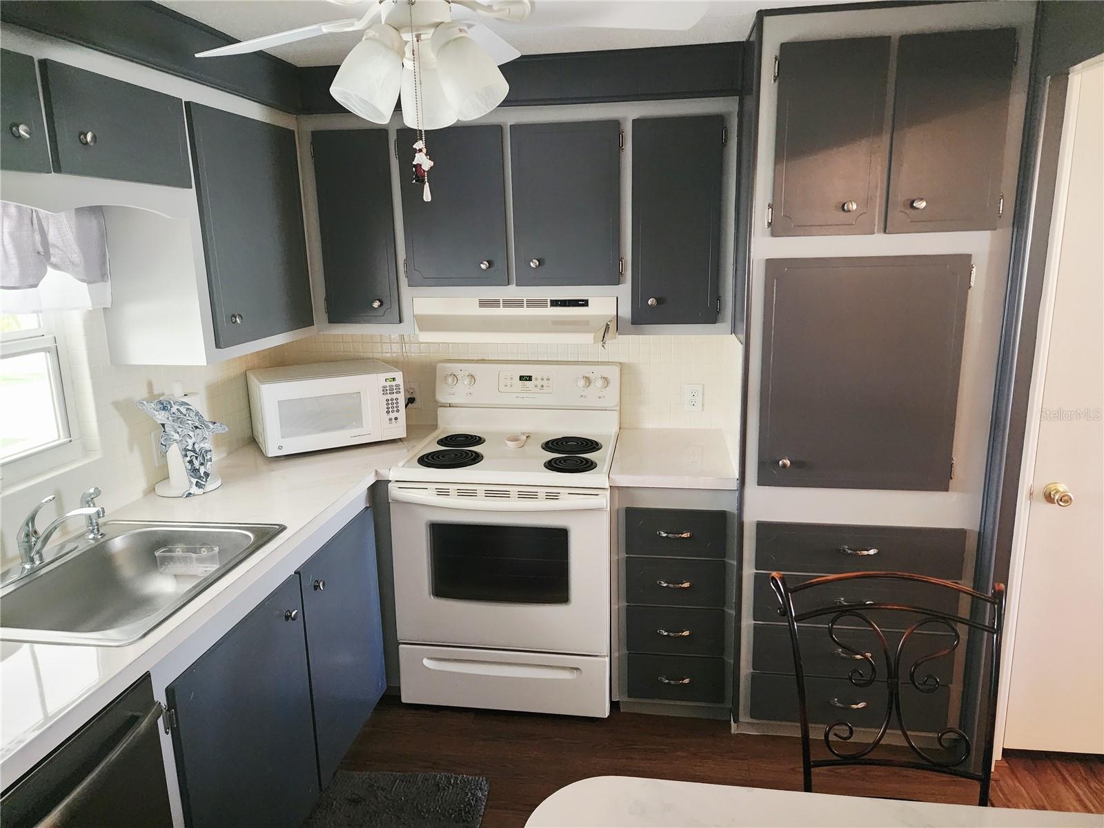 808 53RD AVENUE E, #7, Bradenton, FL 34203