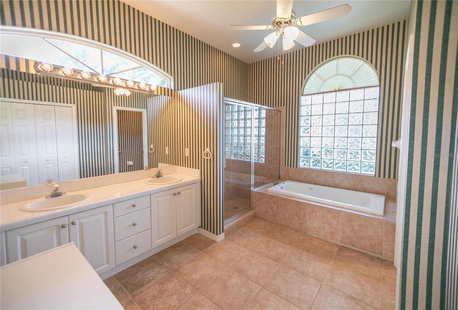 2009 84TH STREET CIRCLE NW, Bradenton, FL 34209