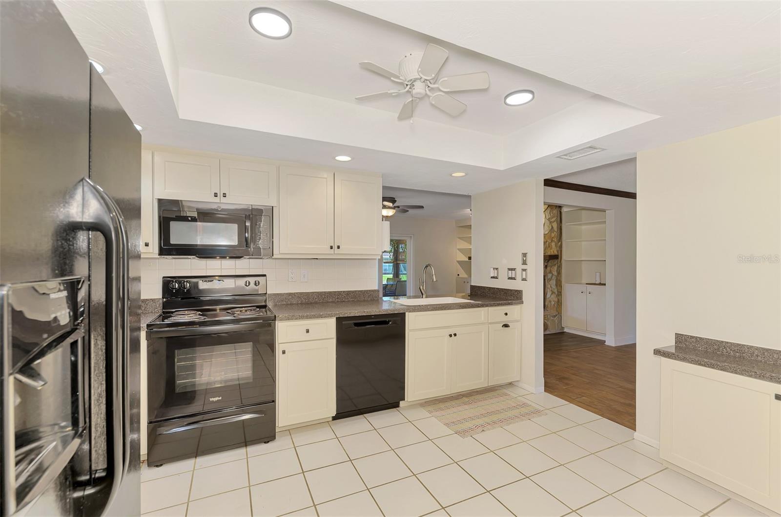 432 EDGEWOOD ROAD, Venice, FL 34293