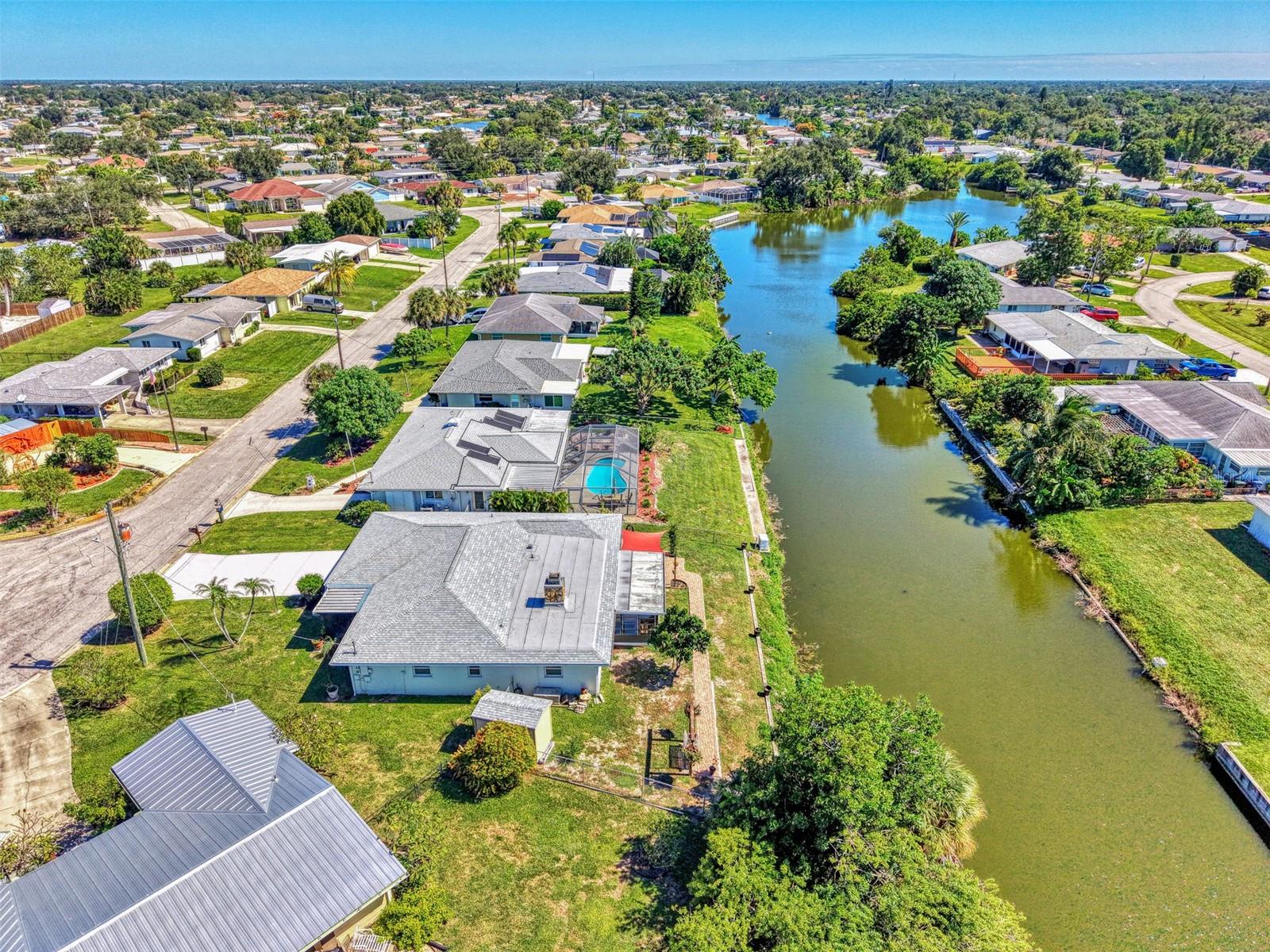 432 EDGEWOOD ROAD, Venice, FL 34293