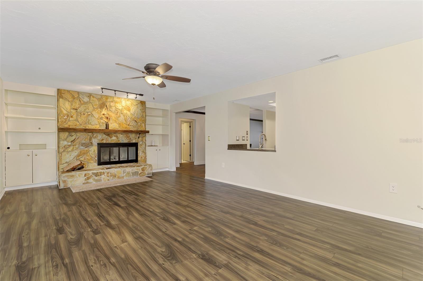 432 EDGEWOOD ROAD, Venice, FL 34293