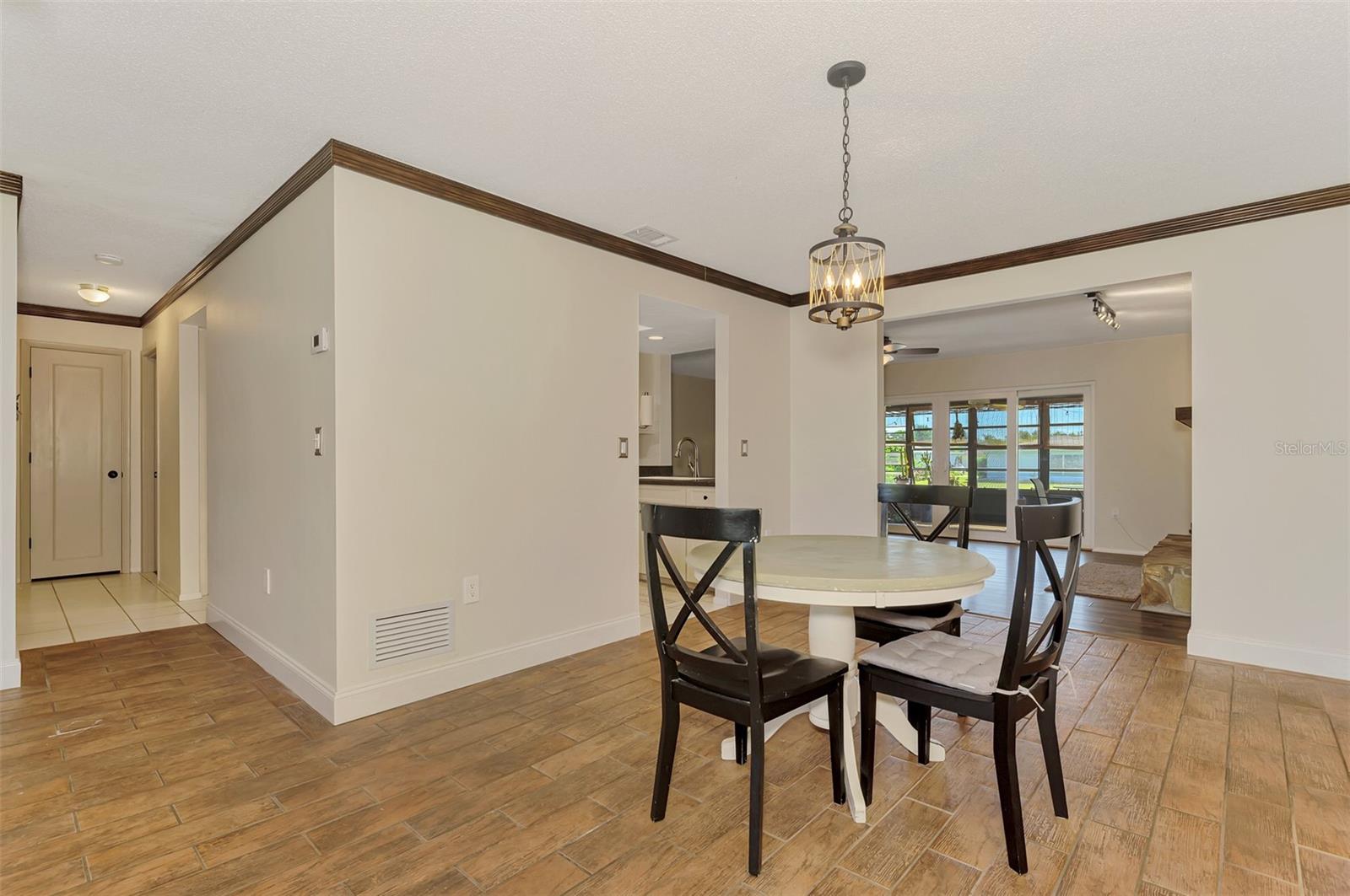 432 EDGEWOOD ROAD, Venice, FL 34293