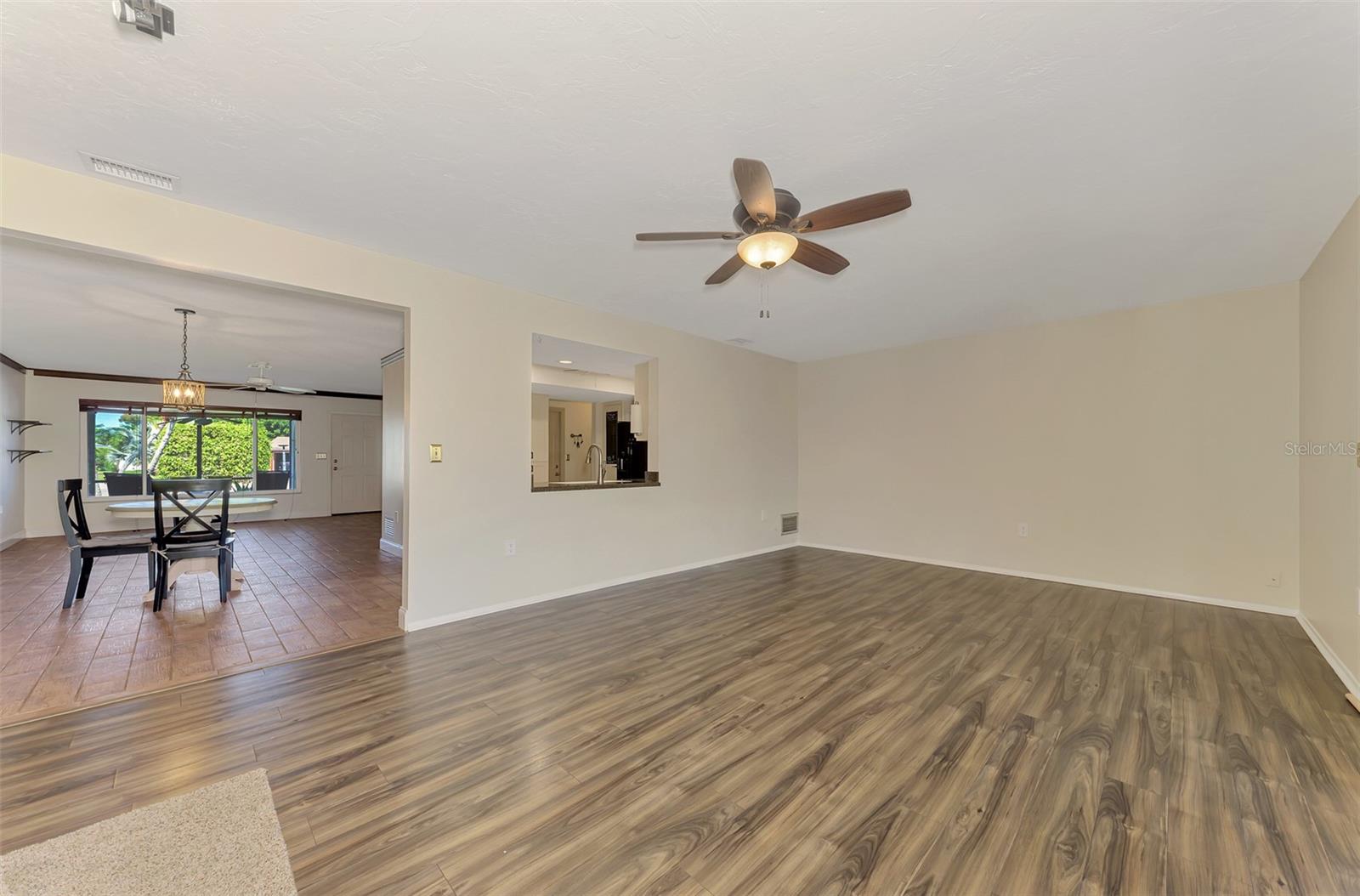 432 EDGEWOOD ROAD, Venice, FL 34293
