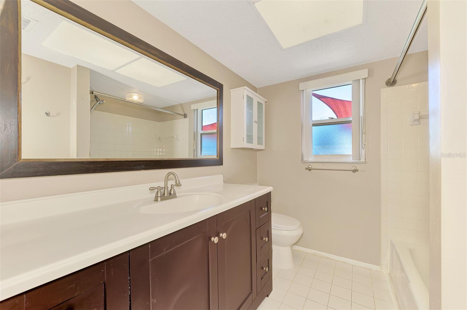432 EDGEWOOD ROAD, Venice, FL 34293