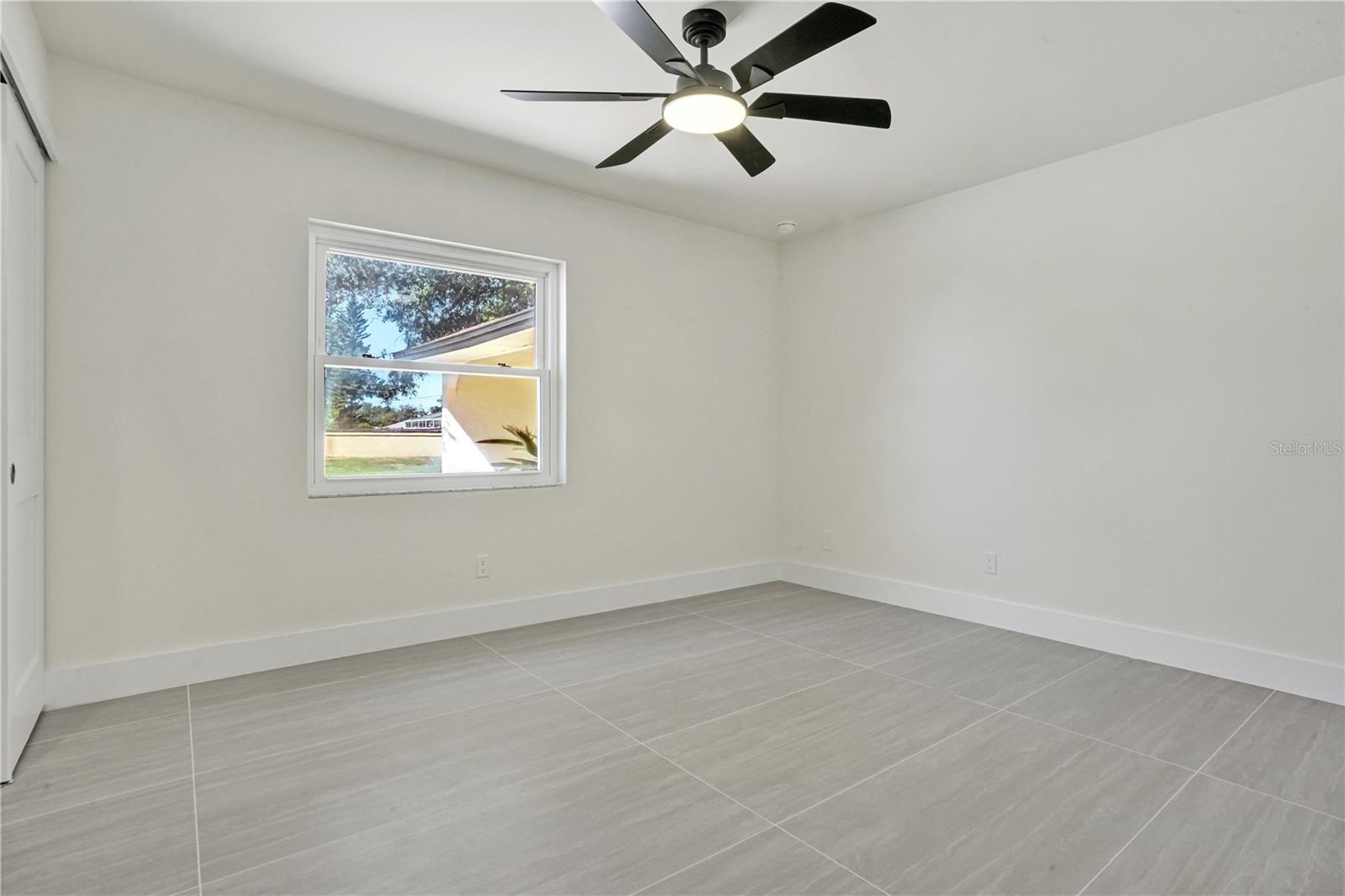 915 60TH STREET W, Bradenton, FL 34209