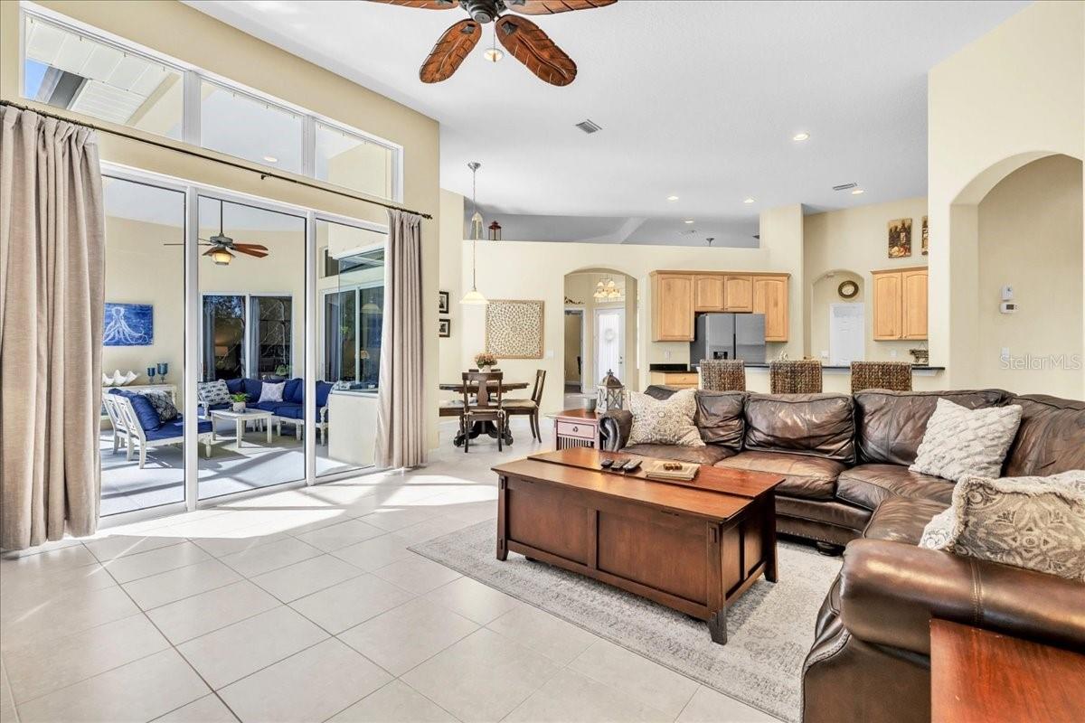 14724 2ND AVENUE CIRCLE NE, Bradenton, FL 34212