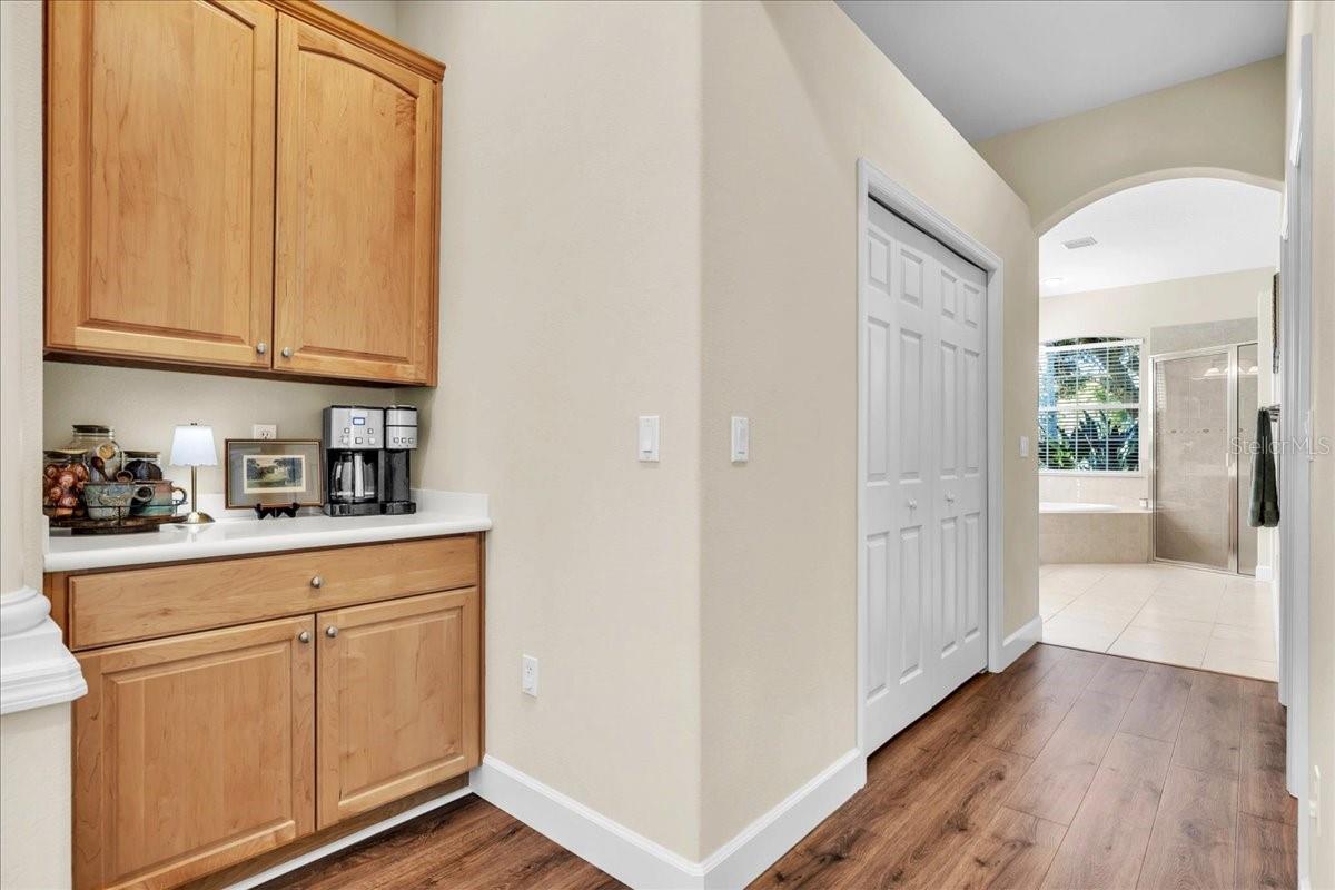 14724 2ND AVENUE CIRCLE NE, Bradenton, FL 34212
