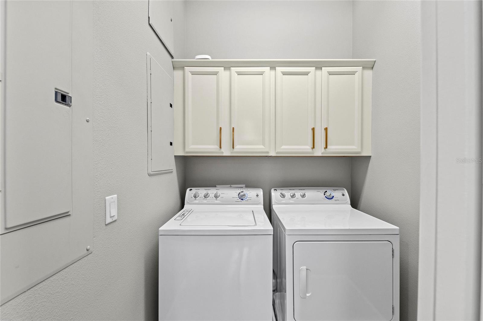 226 SAPPHIRE LAKE DRIVE, #201, Bradenton, FL 34209