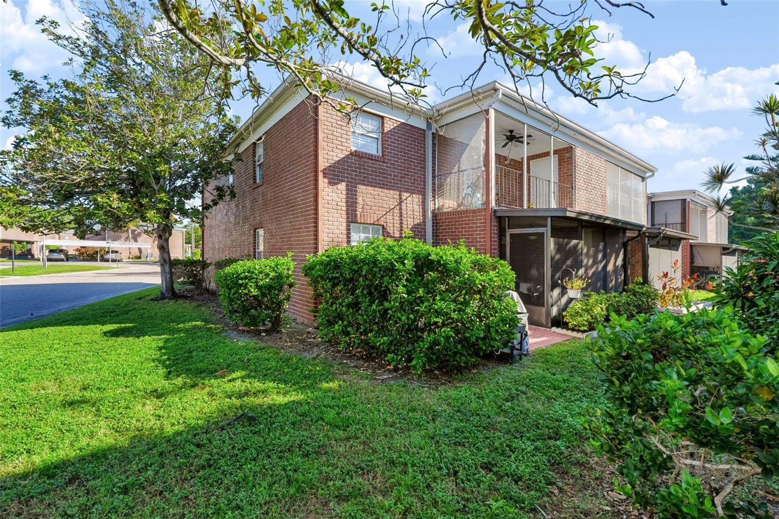 1162 84TH TERRACE N, #D, St Petersburg, FL 33702