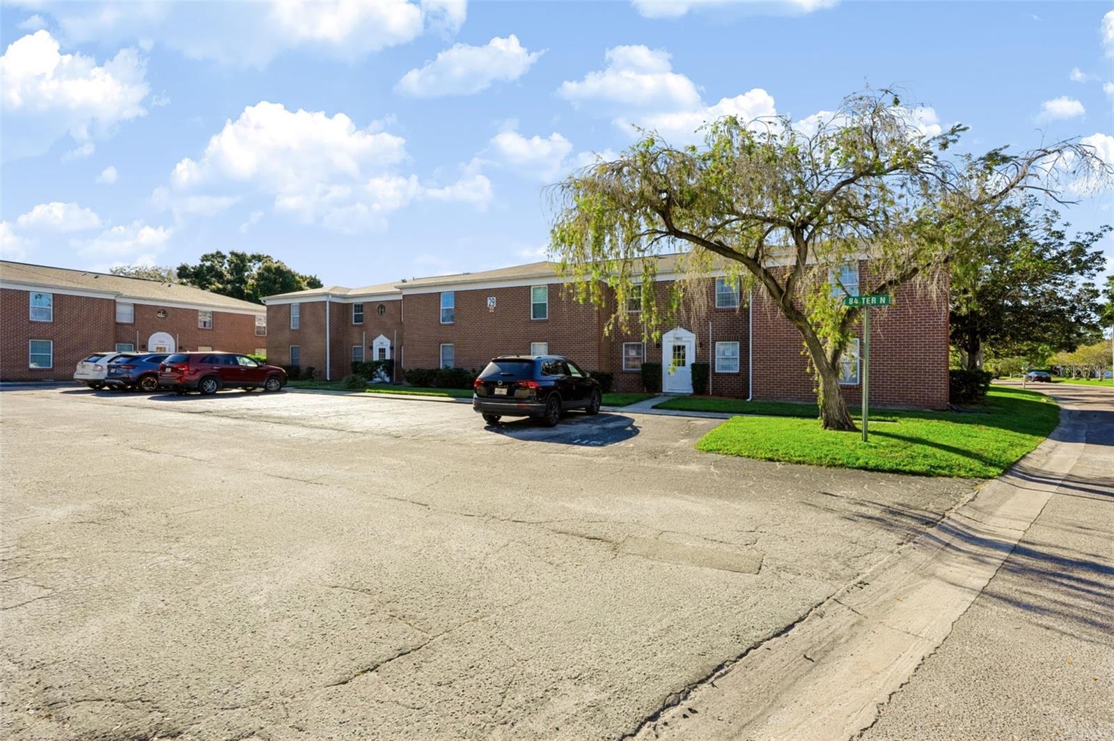 1162 84TH TERRACE N, #D, St Petersburg, FL 33702