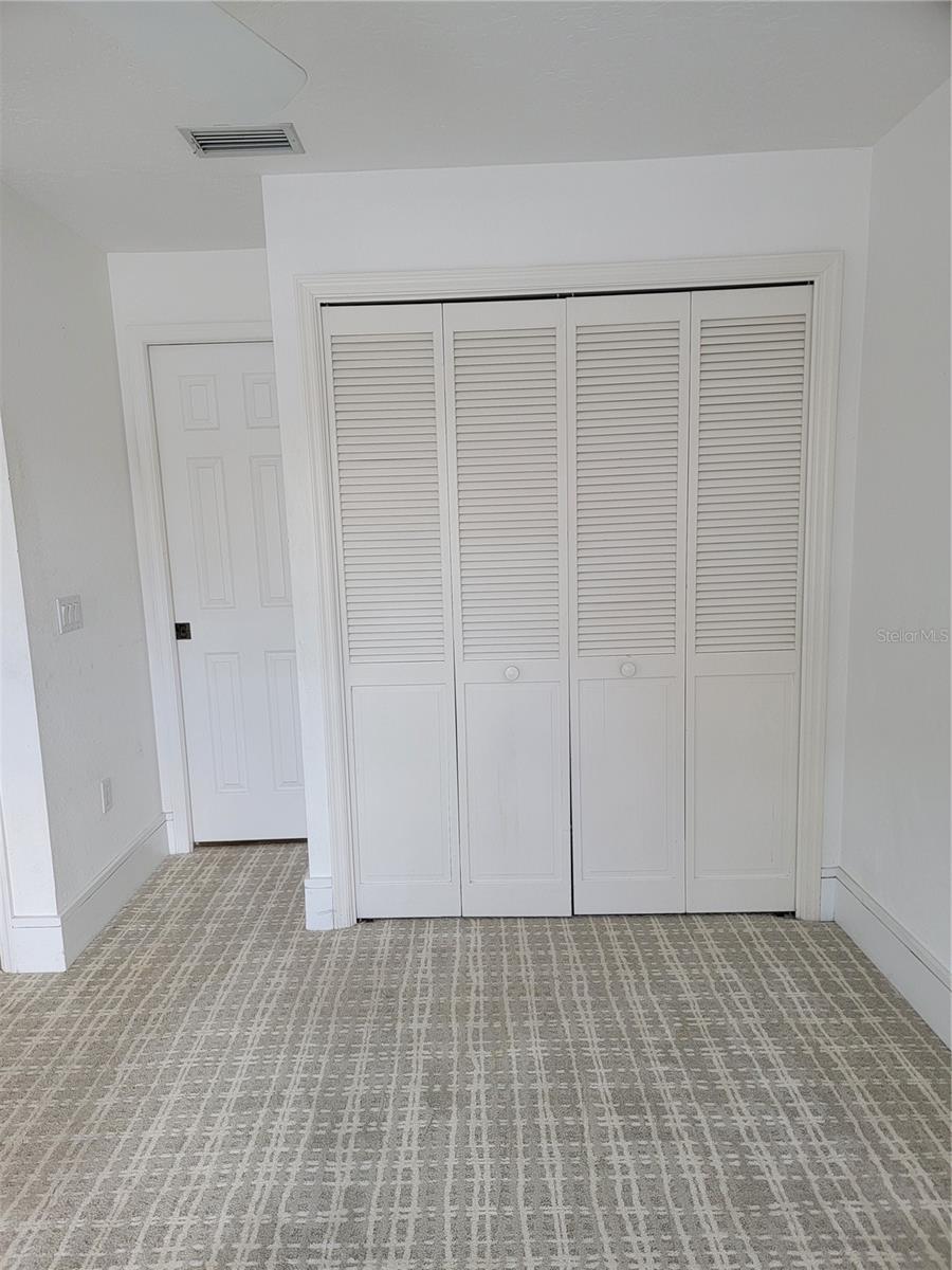 Closet in second bedroom