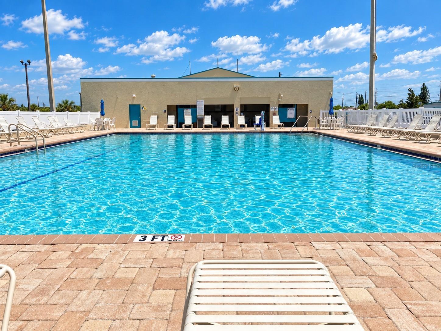6912 MARLIN LANE, Bradenton, FL 34207