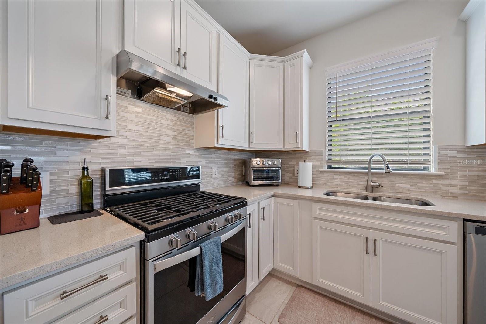 7022 HOLBROOK COVE, Lakewood Ranch, FL 34202